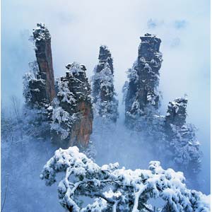單獨成團O線：（張家界溫泉休閑線路）張家界、天子山、寶峰湖/黃龍洞、鳳凰古城 江埡溫泉/萬福溫泉 五日游